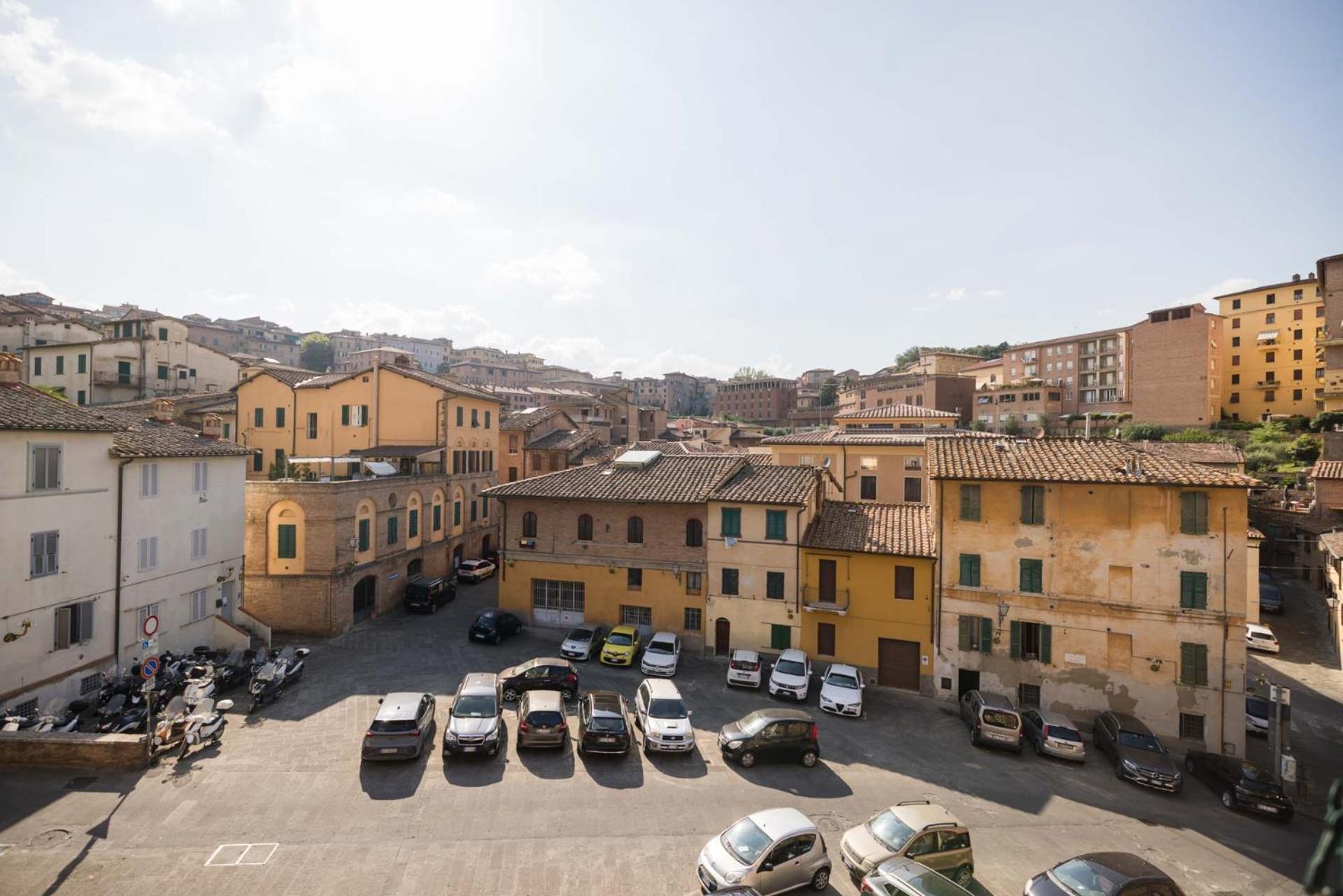 Appartamento Sui Tetti Di Ovile Siena Dış mekan fotoğraf